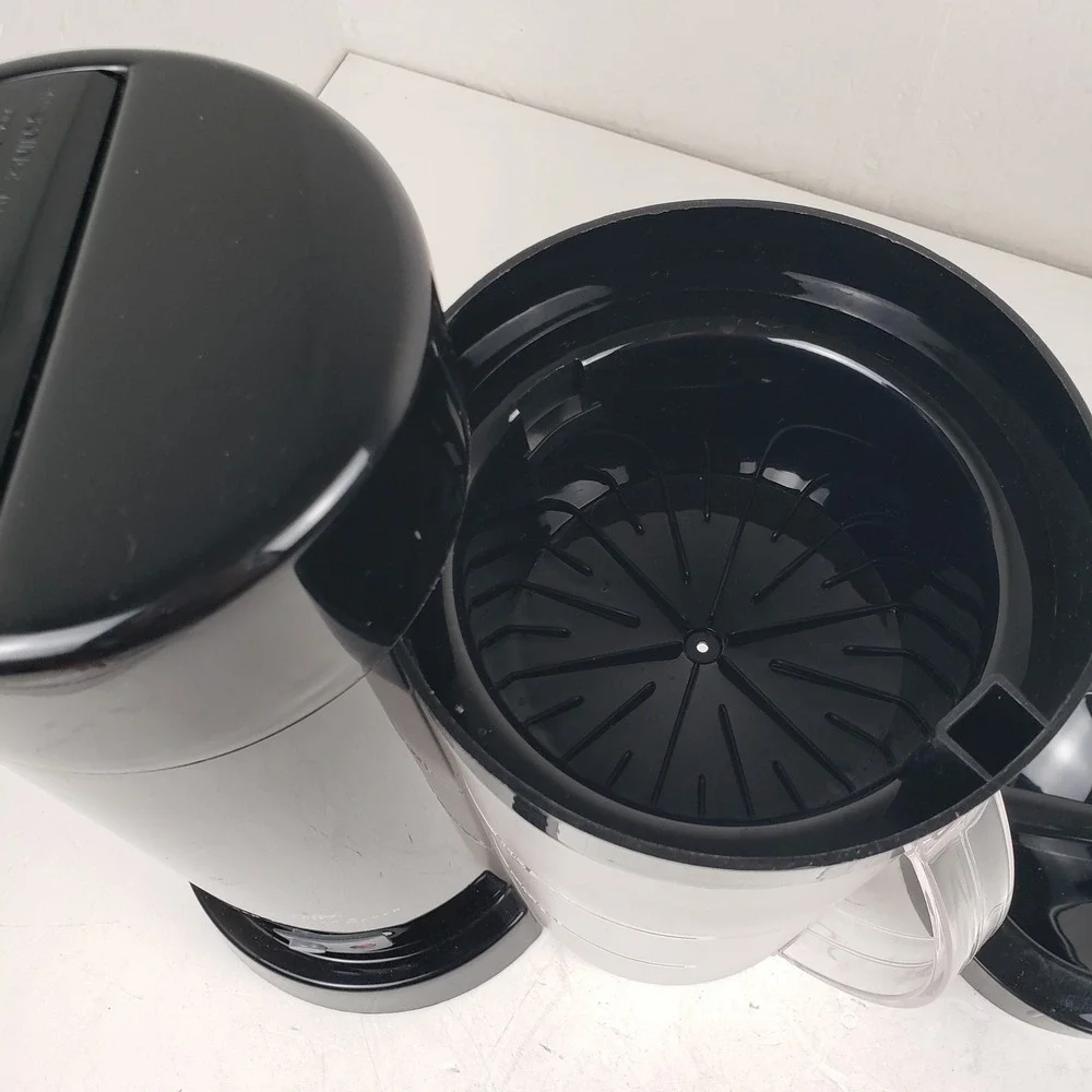 Mr. Coffee TM1-BLK Iced Tea and Iced Coffee Maker with Pitcher Black
